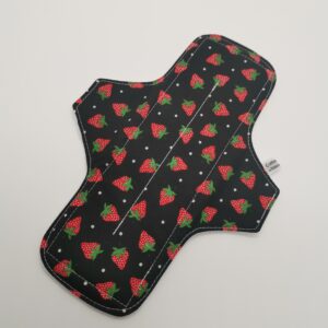 Stoffbinde "Erdbeer auf Schwarz" (ca. 24cm mit PUL)