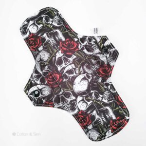 Stoffbinde "Skulls´n Roses" (ca. 24cm mit PUL)