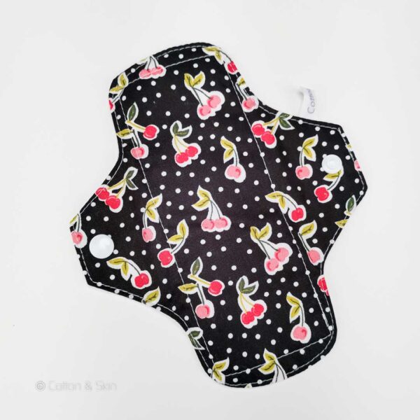 Slipeinlage "Black Cherries" (ca. 18cm)