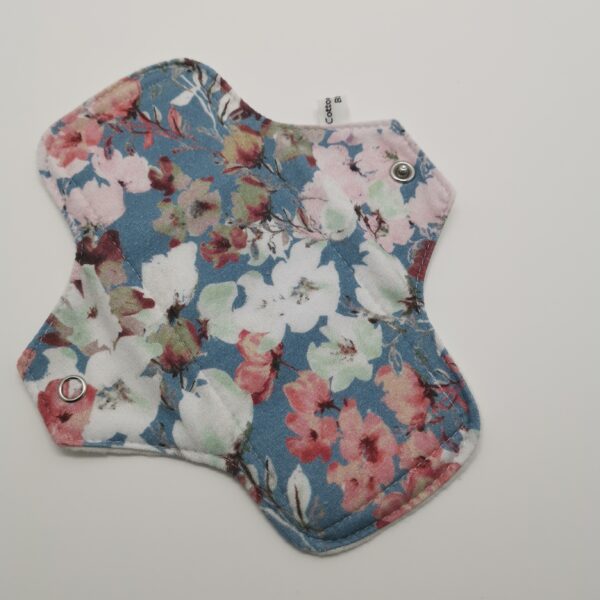 Slipeinlage "Blumen Hellblau Jersey BIO" (ca.18cm)