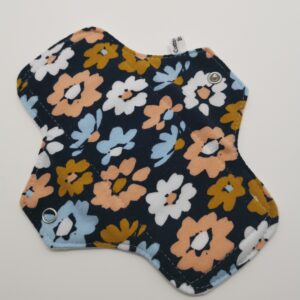 Slipeinlage "Blumen Marine Jersey BIO" (ca.18cm)